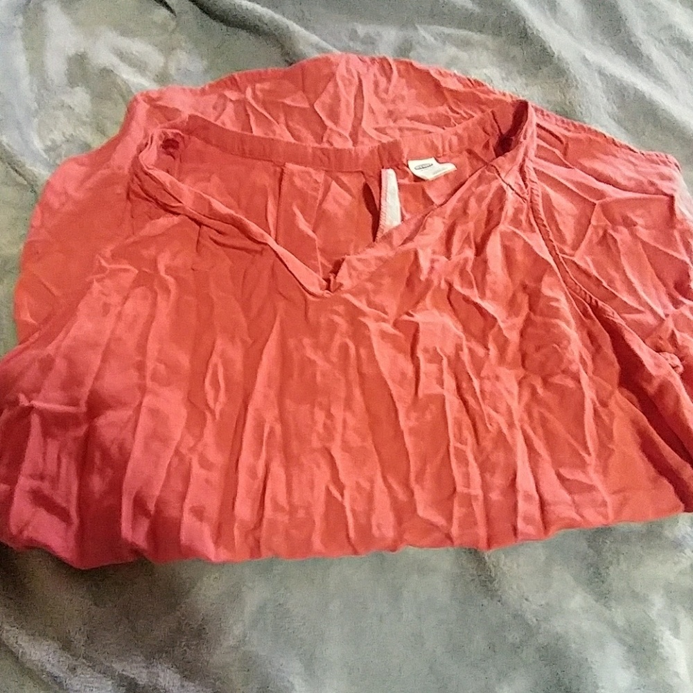Short sleeve top